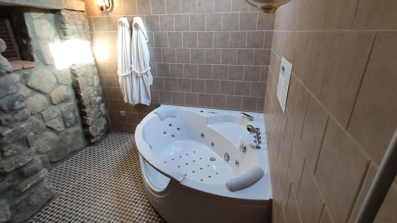 Apartamentos Rurales La Casa De Luis Santa Cruz de la Sierra Luaran gambar