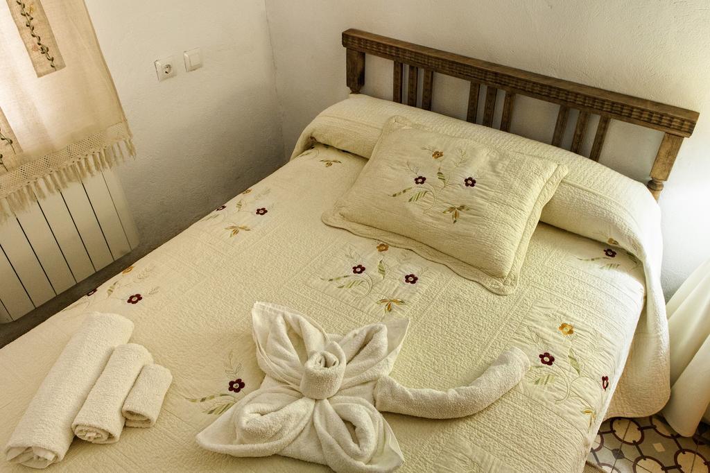 Apartamentos Rurales La Casa De Luis Santa Cruz de la Sierra Luaran gambar
